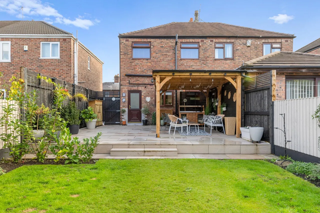 2 bed house for sale, Princess Avenue, Warrington, WA1