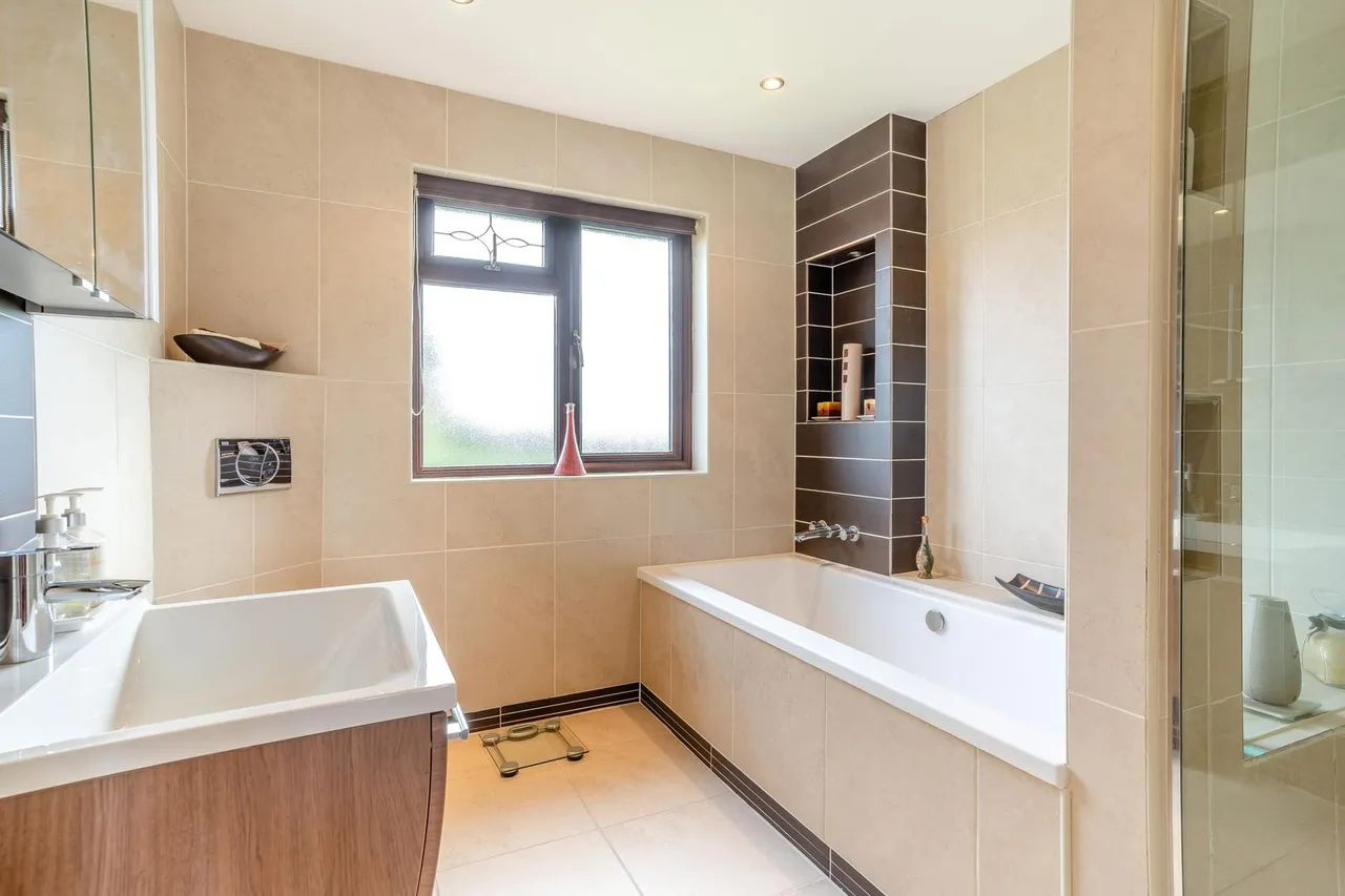 Heol Broom, Maudlam, CF33, photo 21