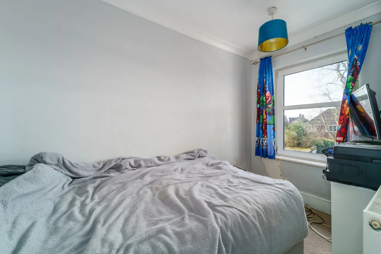 Wendover Road, Staines-upon-Thames, TW18, photo 4