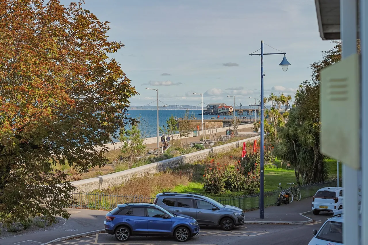 Mumbles Road, Mumbles, photo 13