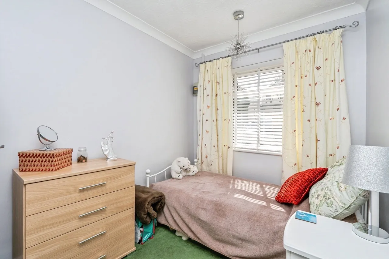 Frances Road, Waterlooville, PO7, photo 7