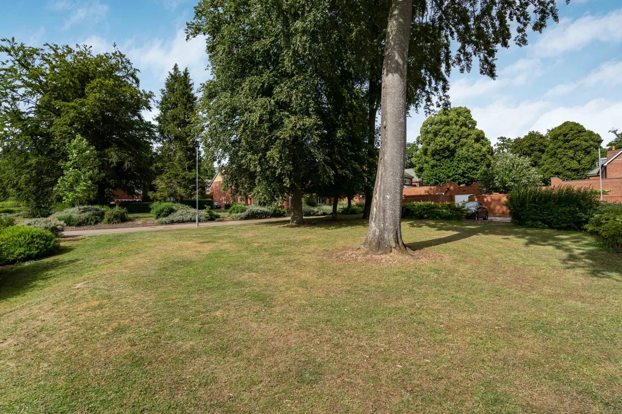 Kennedy Avenue, High Wycombe, HP11, photo 10