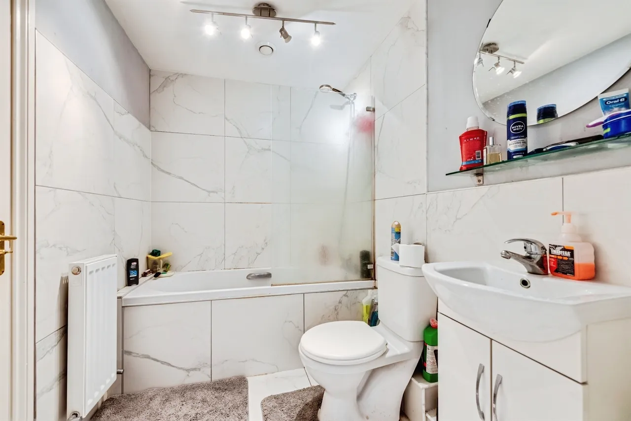 Saltash Road, Swindon, SN2, photo 8