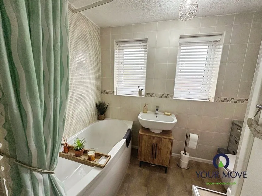 Epsom Close, Bedworth, Warwickshire, CV12, photo 5