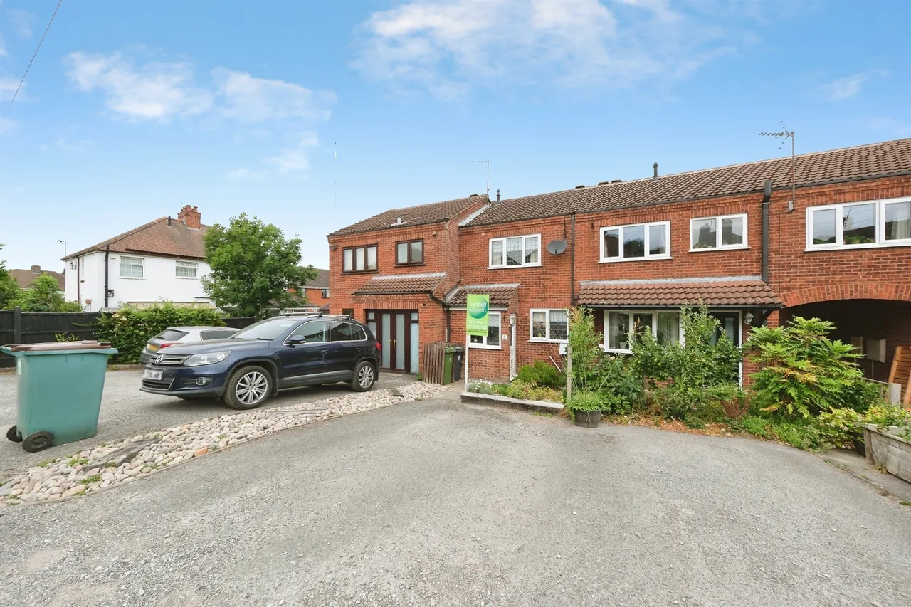 2 bed house for sale, Kirks Lane, Belper, DE56