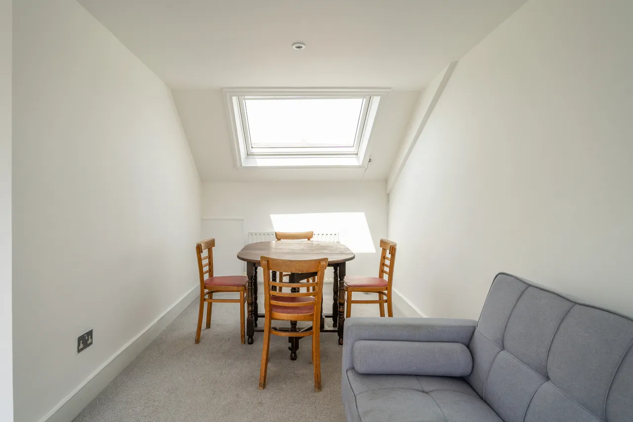 Cologne Road, London, SW11, photo 10