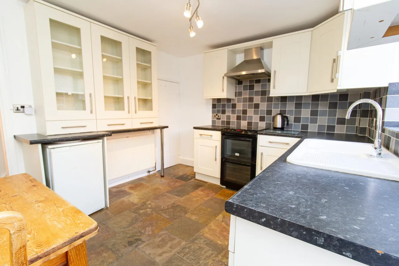 Clarence Road, Fleet, GU51 3XR, photo 5