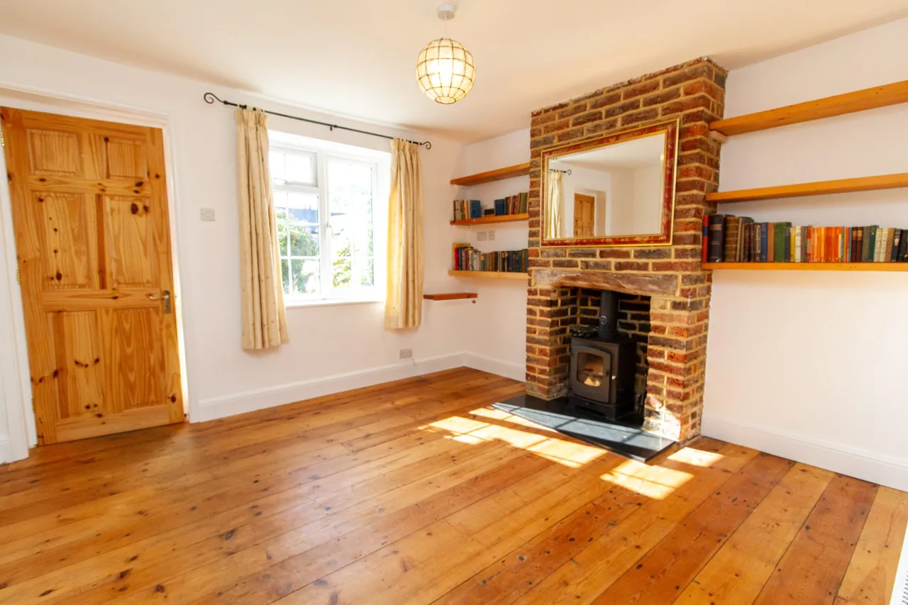 Clarence Road, Fleet, GU51 3XR, photo 2