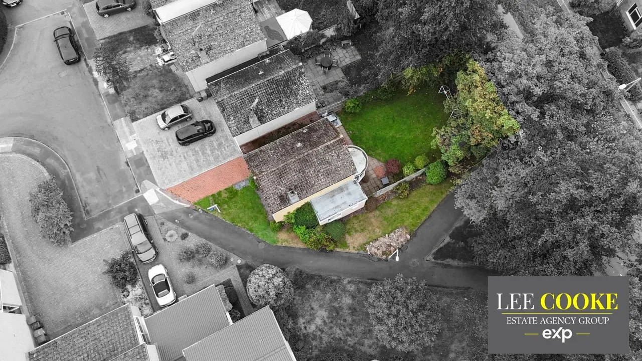 Woodfield Heights, off Henwood Road, Tettenhall, Wolverhampton, WV6 8PT, photo 2