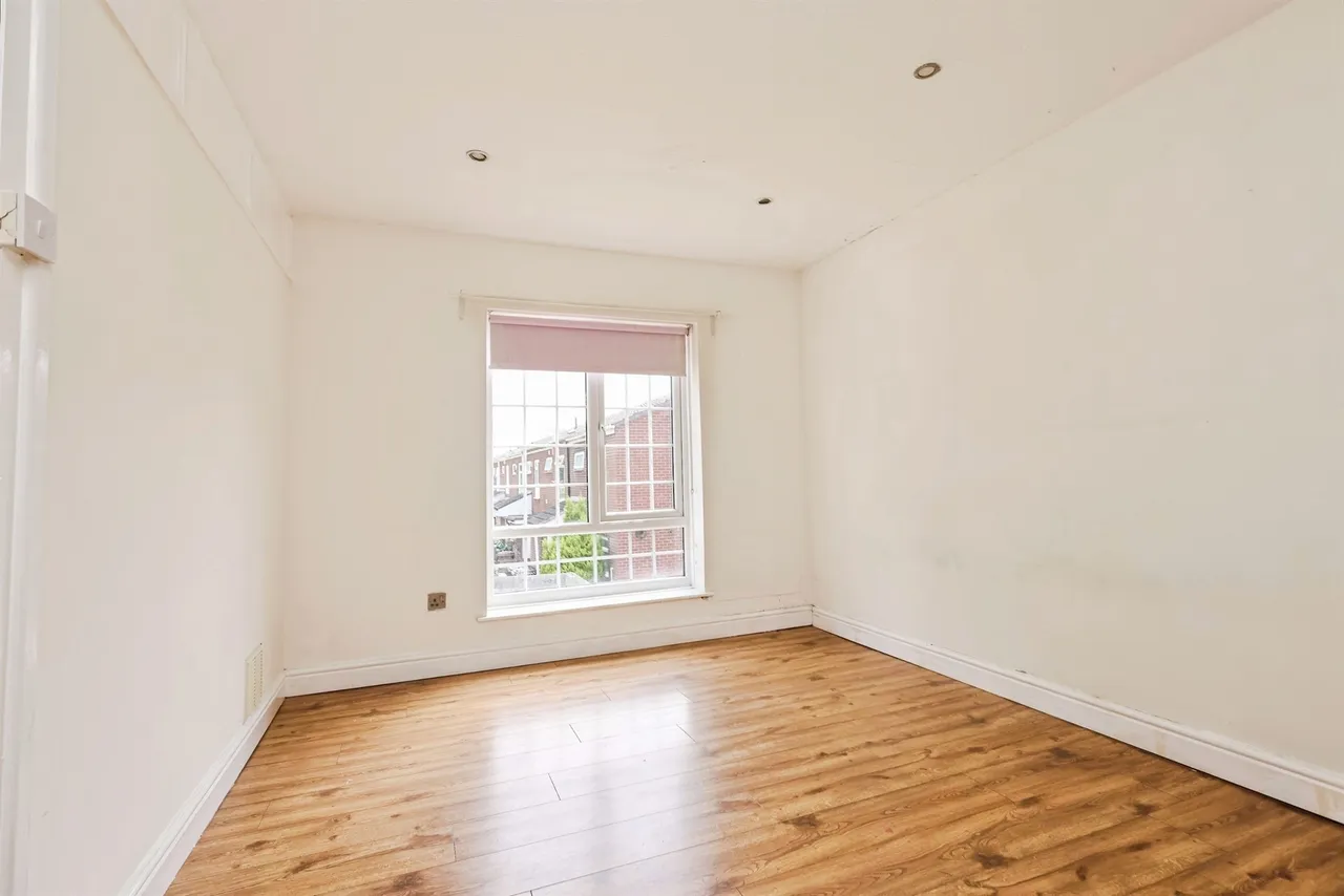 Wolseley Close, Birmingham, B36, photo 6