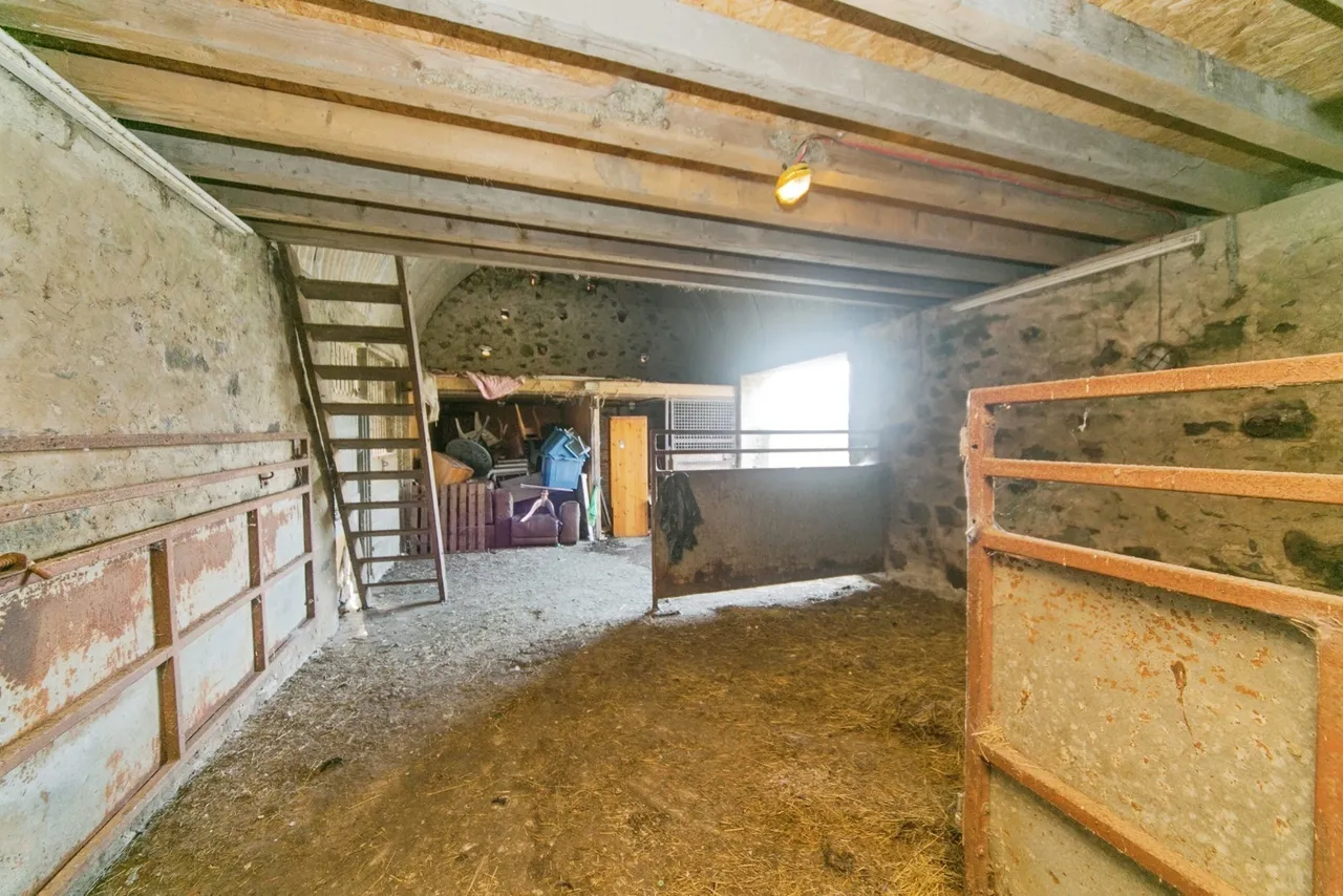 Llantrisant, Holyhead, LL65, photo 15