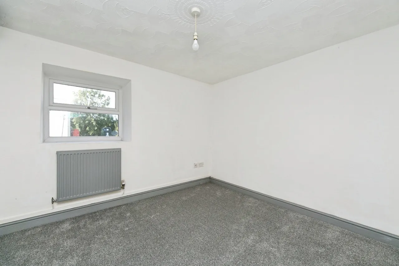 Llantrisant, Holyhead, LL65, photo 12
