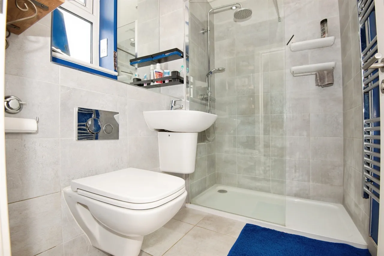 West Wycombe Road, High Wycombe, HP12, photo 8