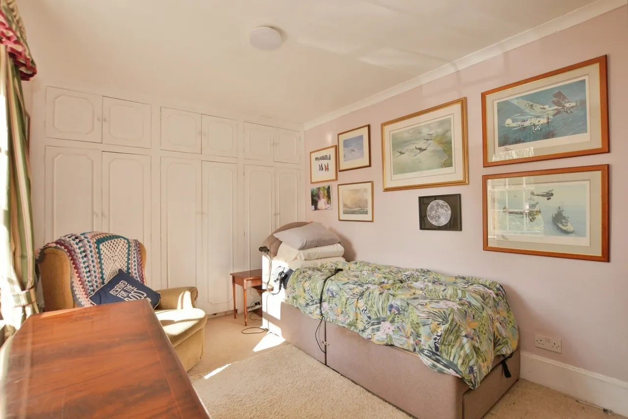 Kingsford Street, Mersham, TN25, photo 10