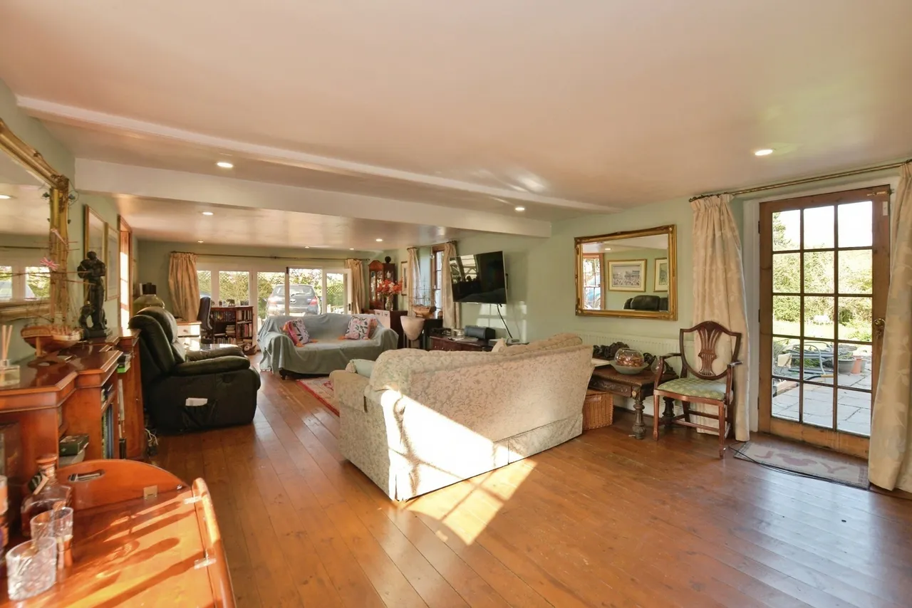 Kingsford Street, Mersham, TN25, photo 4