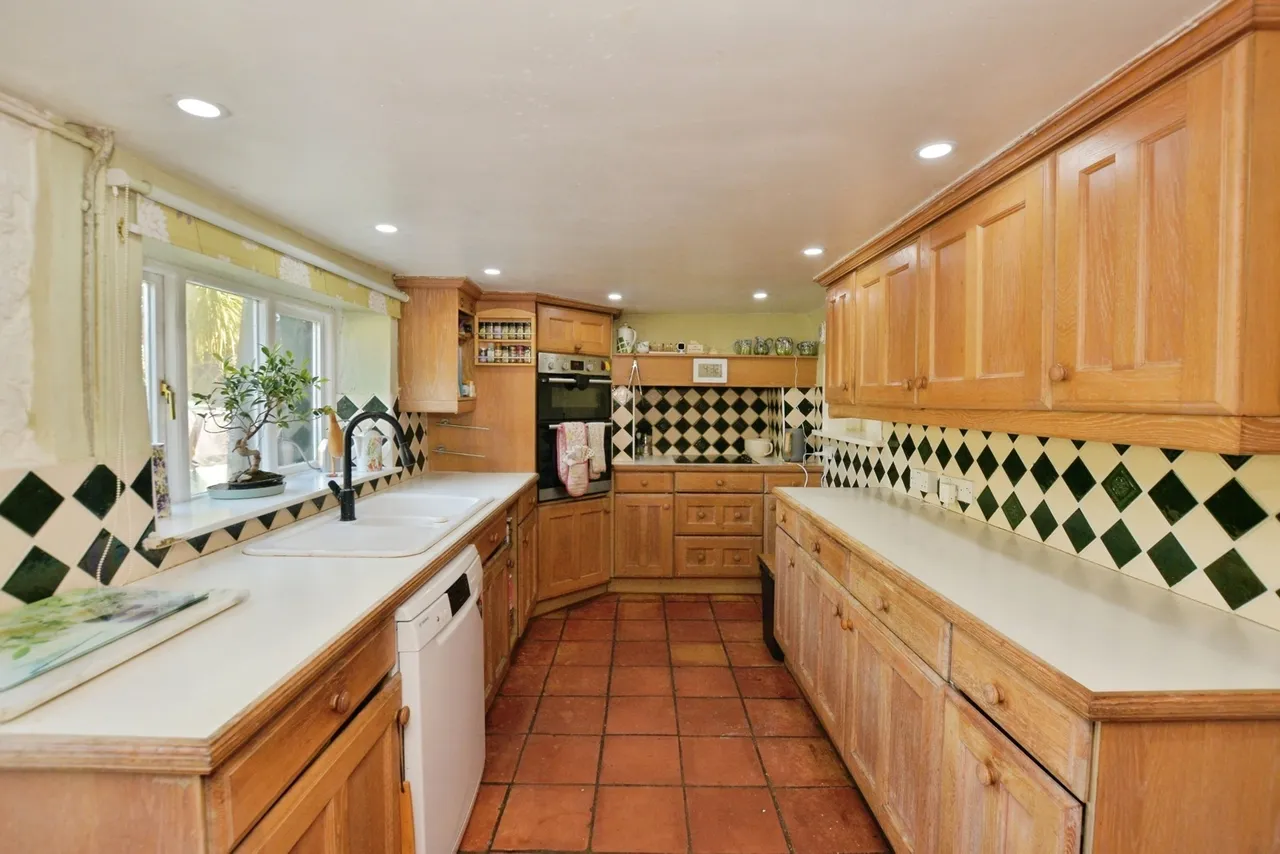 Kingsford Street, Mersham, TN25, photo 7