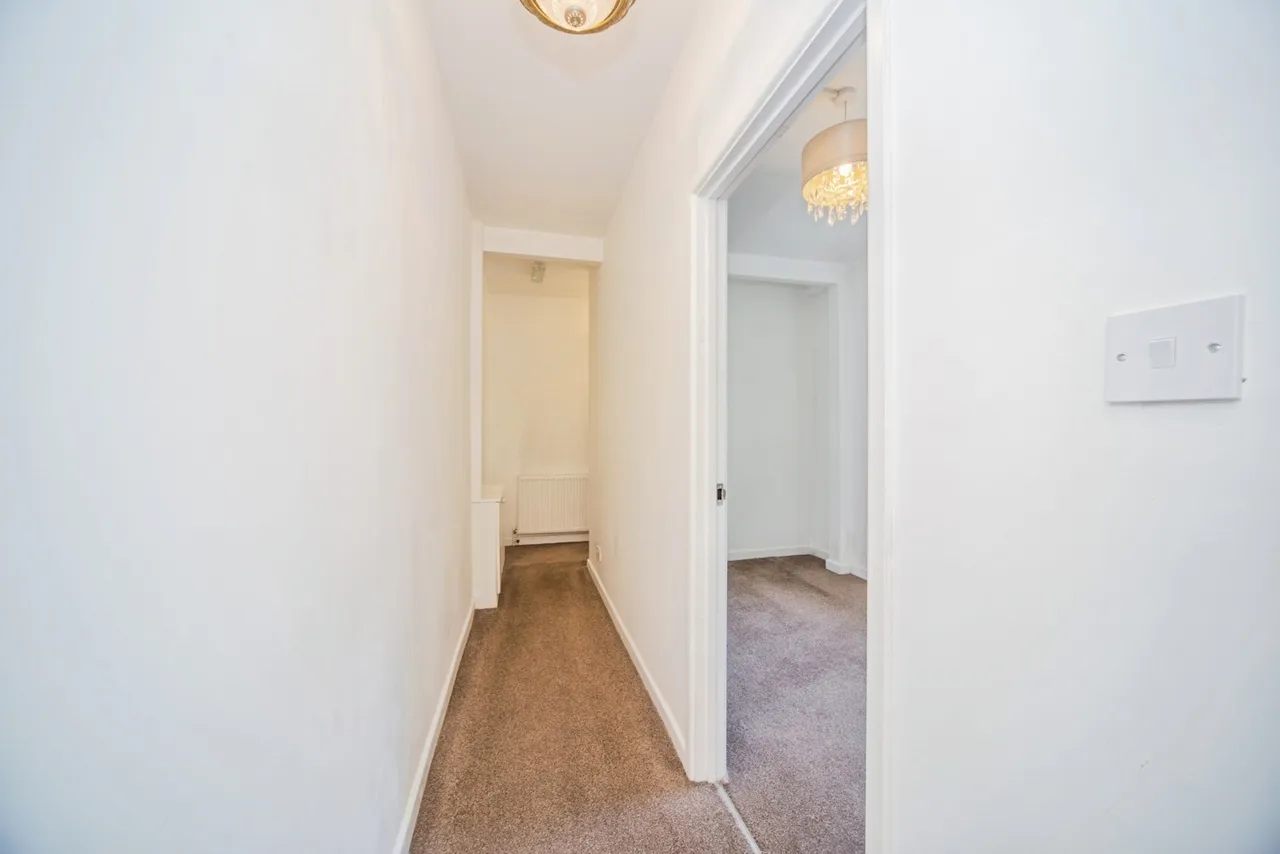 Millbrook Road East, Southampton, SO15, photo 12