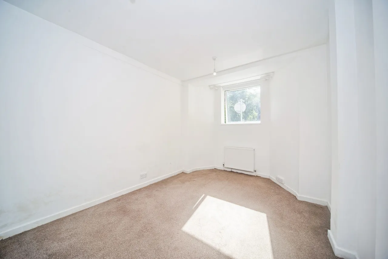 Millbrook Road East, Southampton, SO15, photo 8