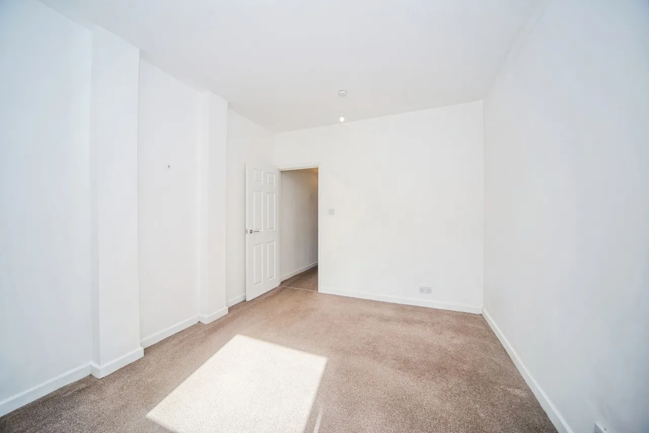 Millbrook Road East, Southampton, SO15, photo 9