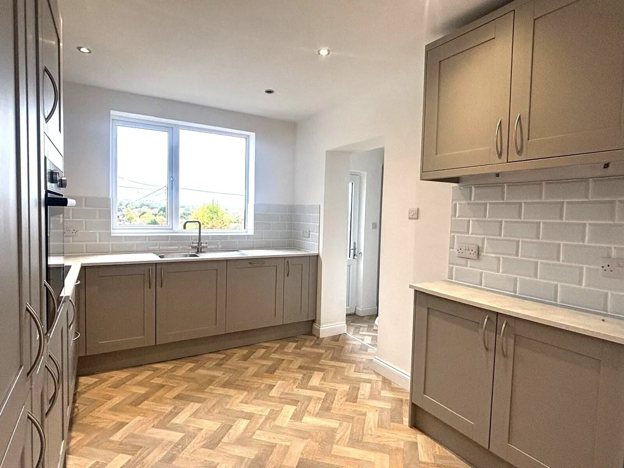Low Lane, Calne, SN11, photo 5