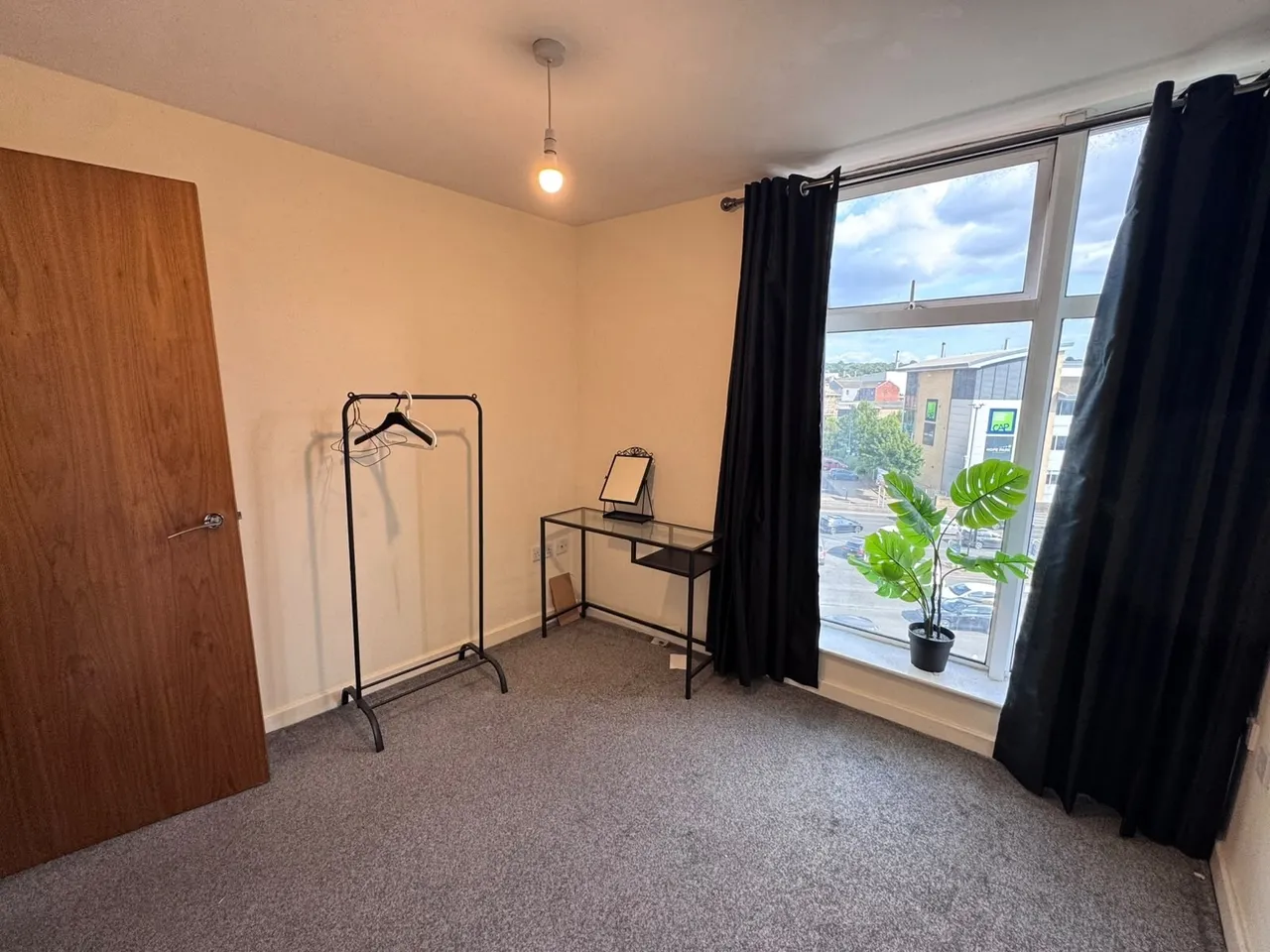 Leeds Road, Bradford, photo 8