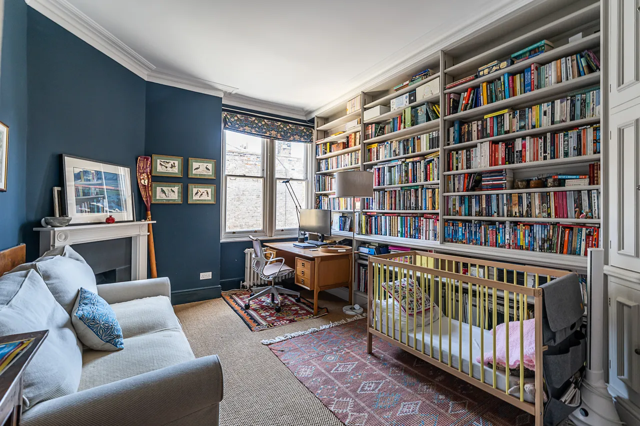 Prince Of Wales Drive, London, SW11, photo 9