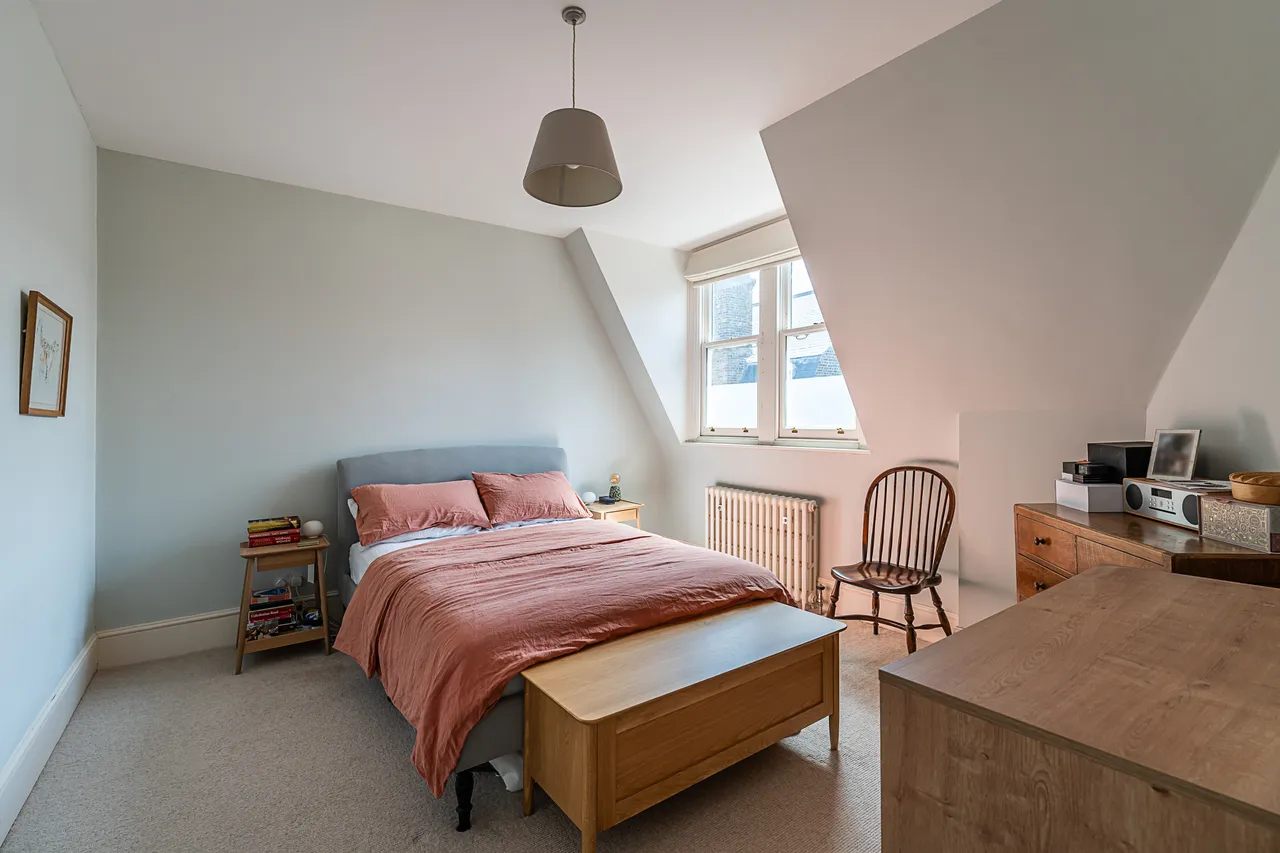 Prince Of Wales Drive, London, SW11, photo 8