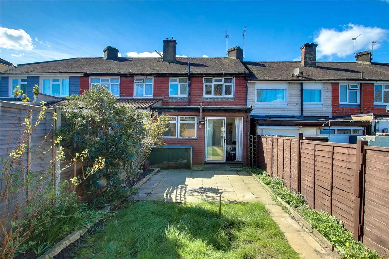 Hazelbank, Surbiton, KT5, photo 12
