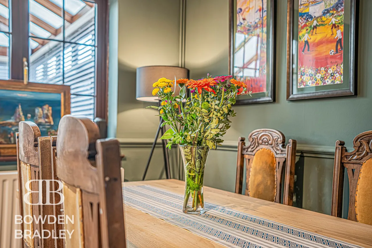 Copperfield, Chigwell, IG7, photo 13