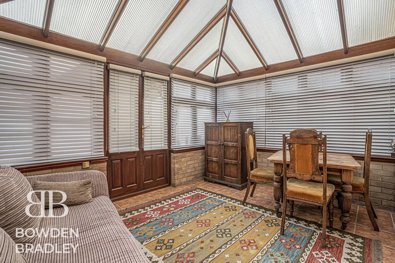 Copperfield, Chigwell, IG7, photo 46