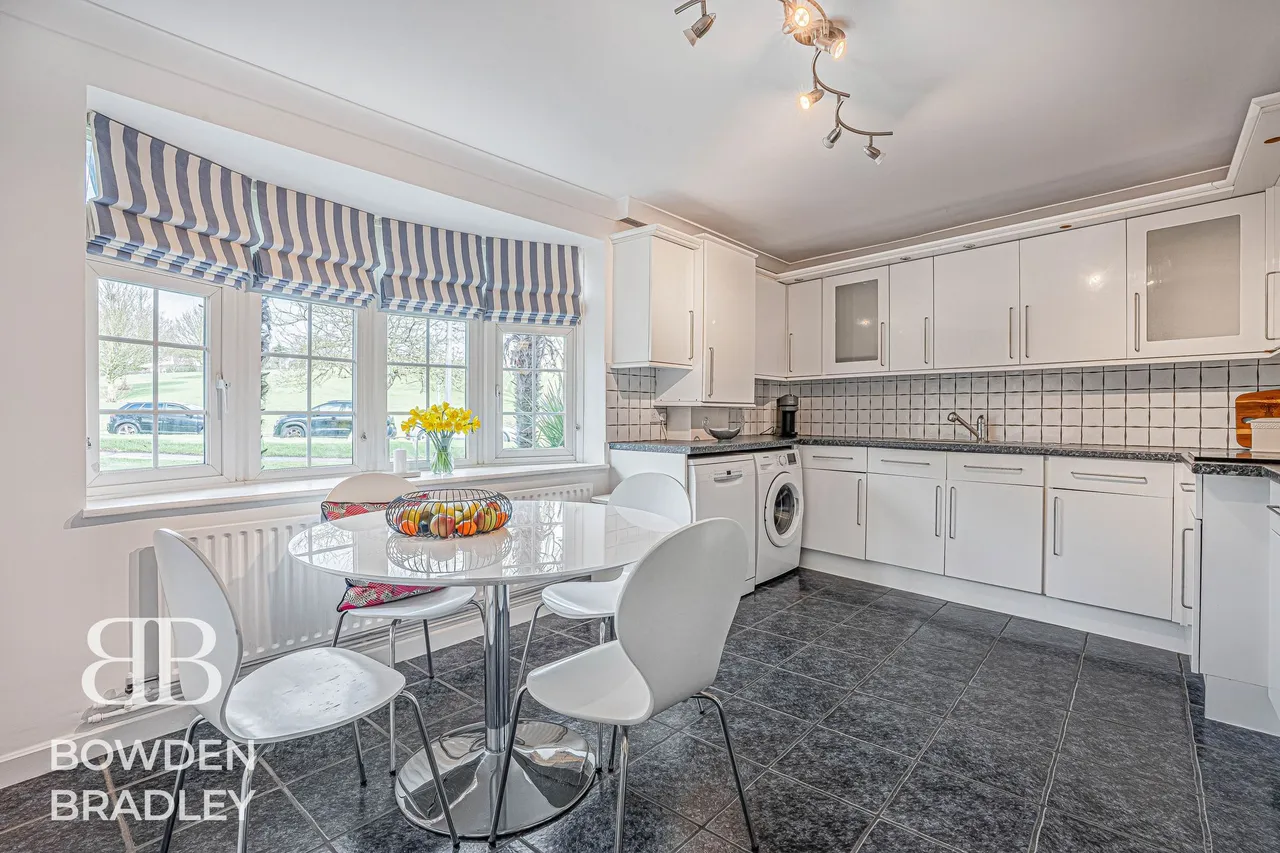 Copperfield, Chigwell, IG7, photo 37
