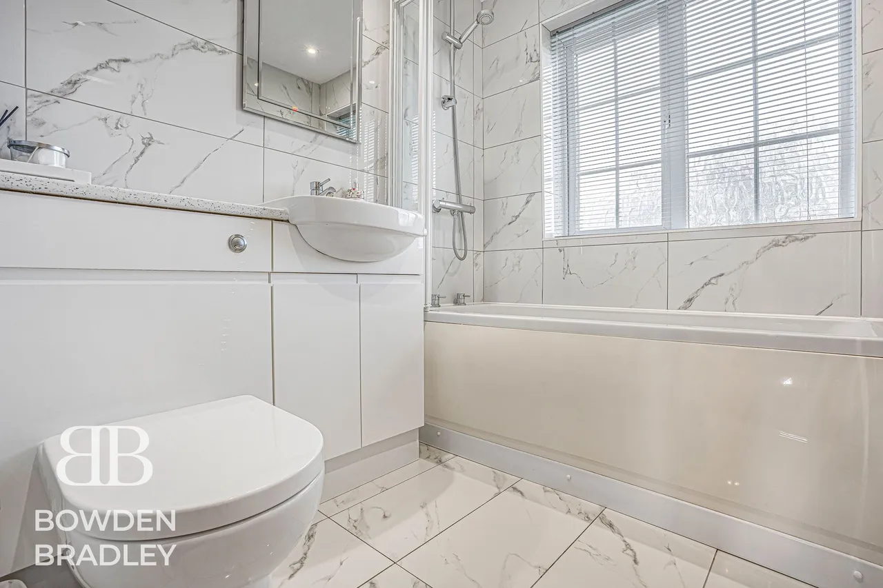 Copperfield, Chigwell, IG7, photo 52
