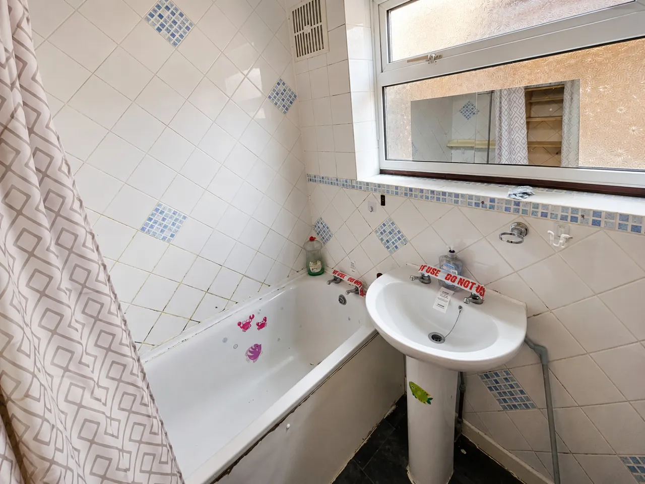 Blenheim Close, Greenford, UB6, photo 10