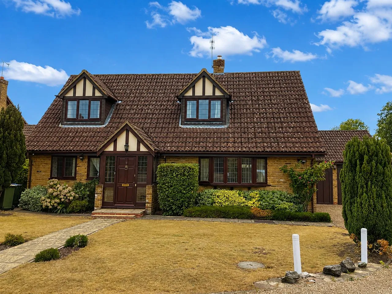 4 bed house for sale, Ashwood Park, Fetcham, KT22