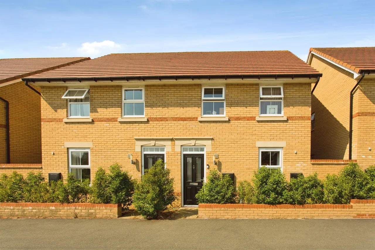 3 bed house for sale, Peppercorn Drive, Northstowe, CB24