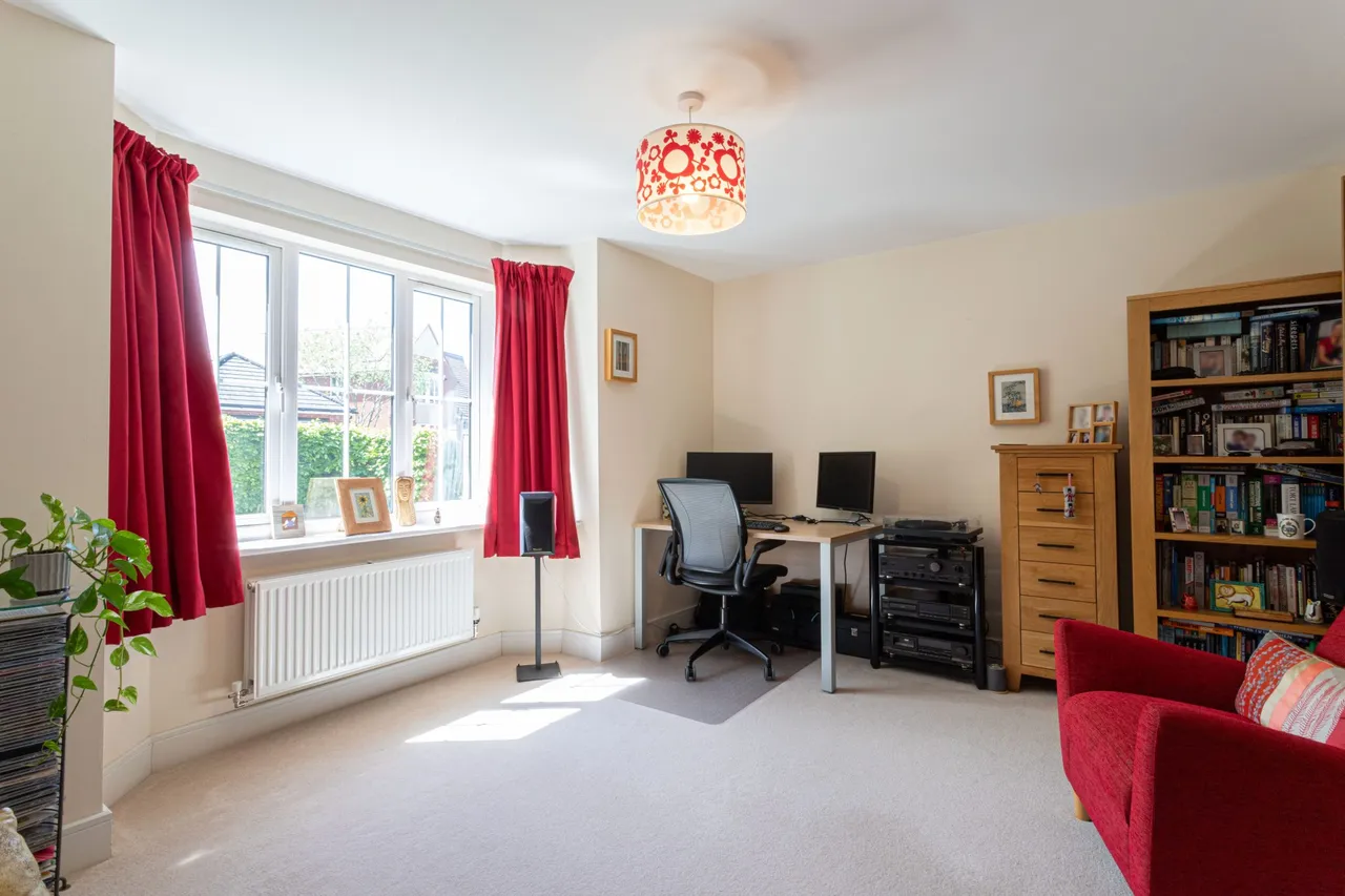 Mulberry Court, Hartley Wintney, Hook, RG27 8WU, photo 8
