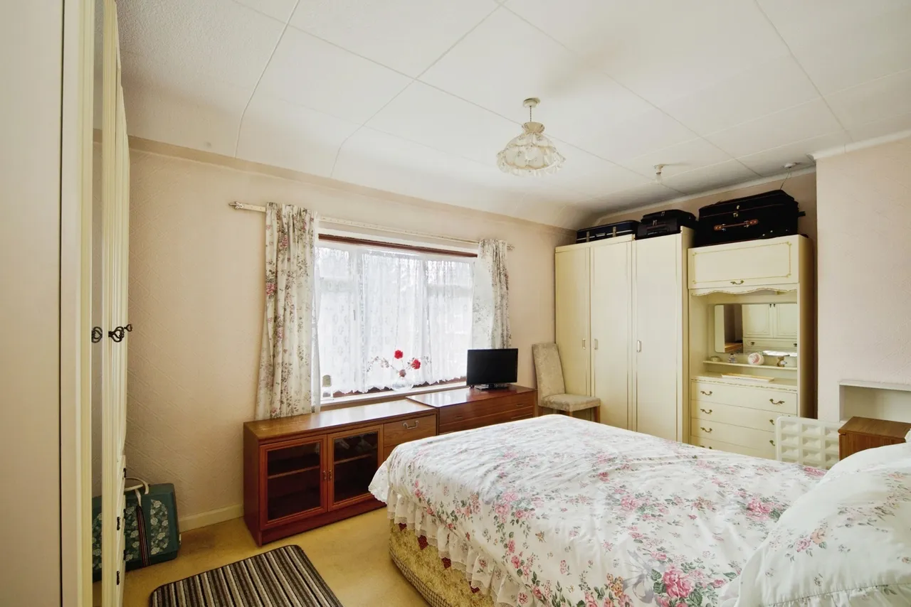 Lillechurch Road, Dagenham, Essex, RM8, photo 18