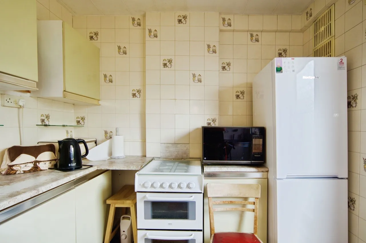 Lillechurch Road, Dagenham, Essex, RM8, photo 13