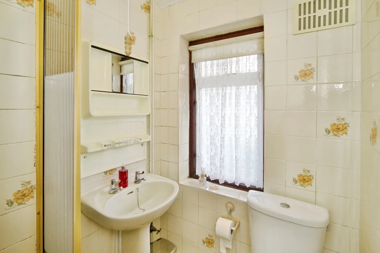 Lillechurch Road, Dagenham, Essex, RM8, photo 7