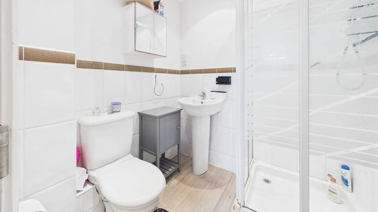 The Gables, Bourne, PE10, photo 16