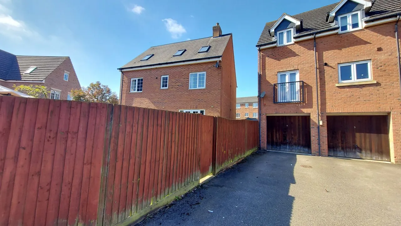 The Gables, Bourne, PE10, photo 26