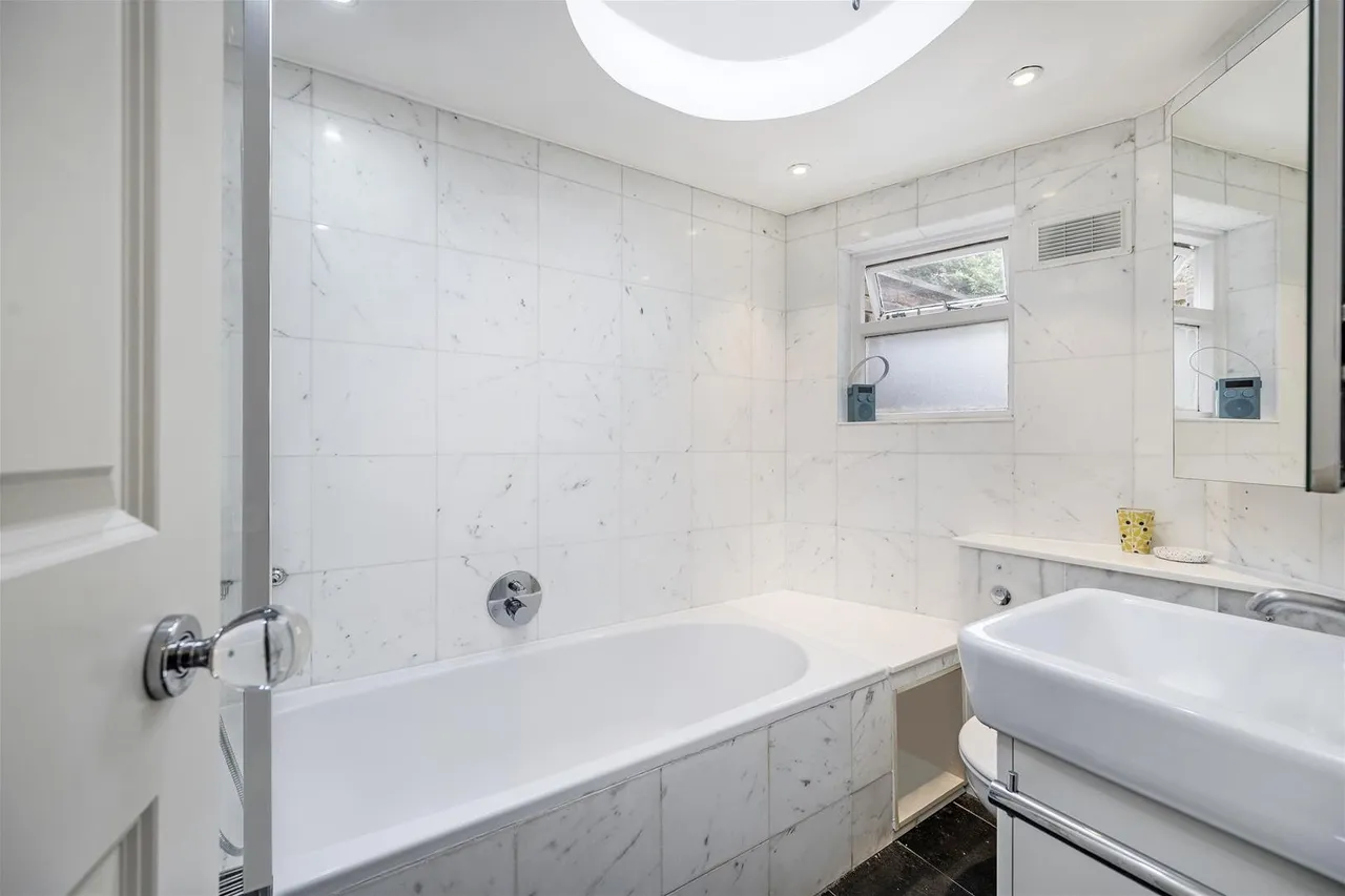 Glenmore Road Belsize Park, London NW3 4DB, photo 10