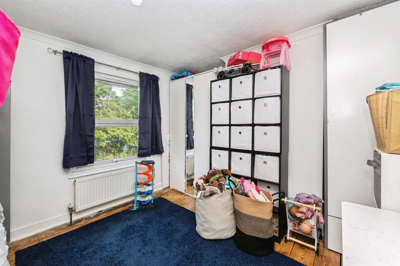 Chapel Row, Kingsnorth, Ashford, photo 9