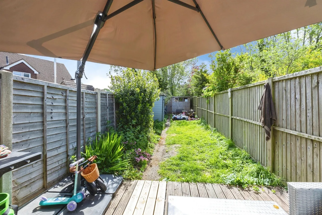 Chapel Row, Kingsnorth, Ashford, photo 12