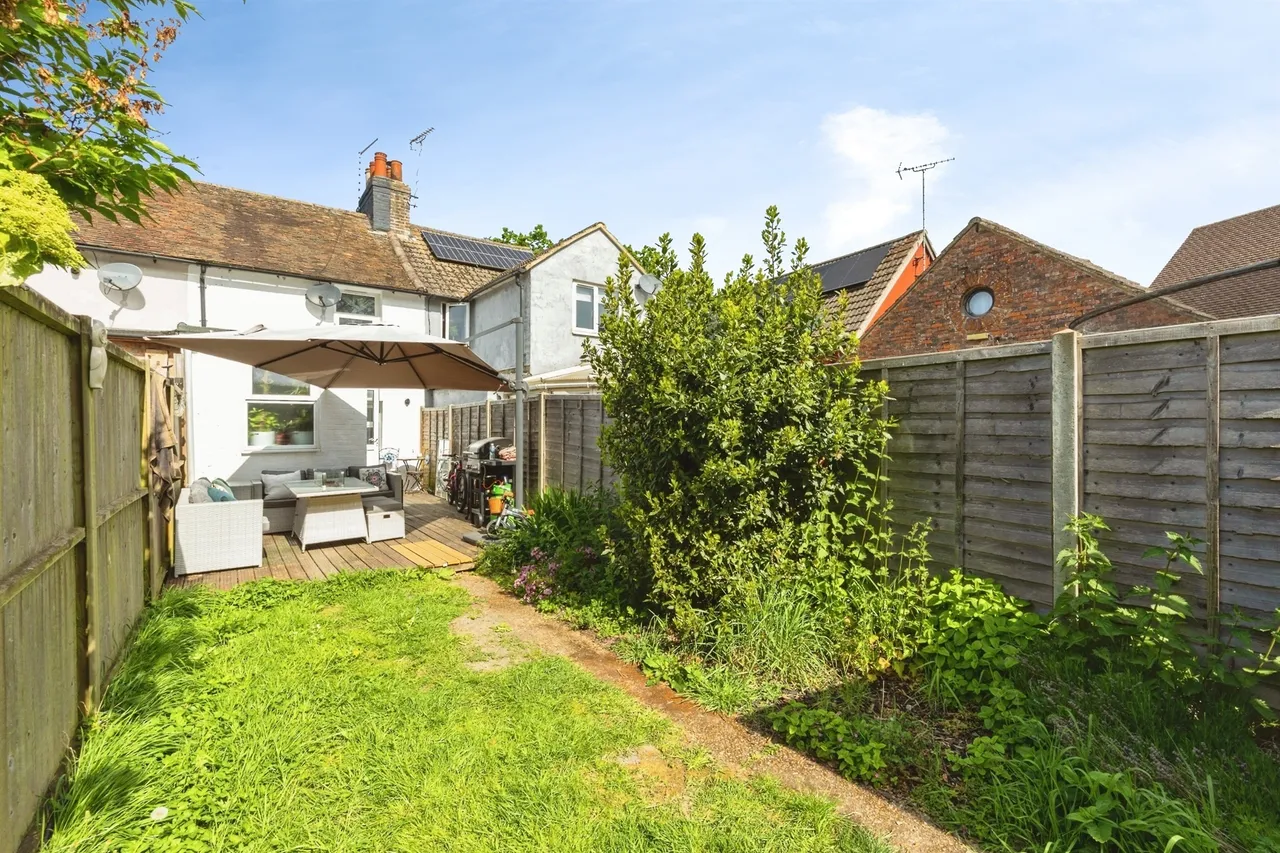 Chapel Row, Kingsnorth, Ashford, photo 2