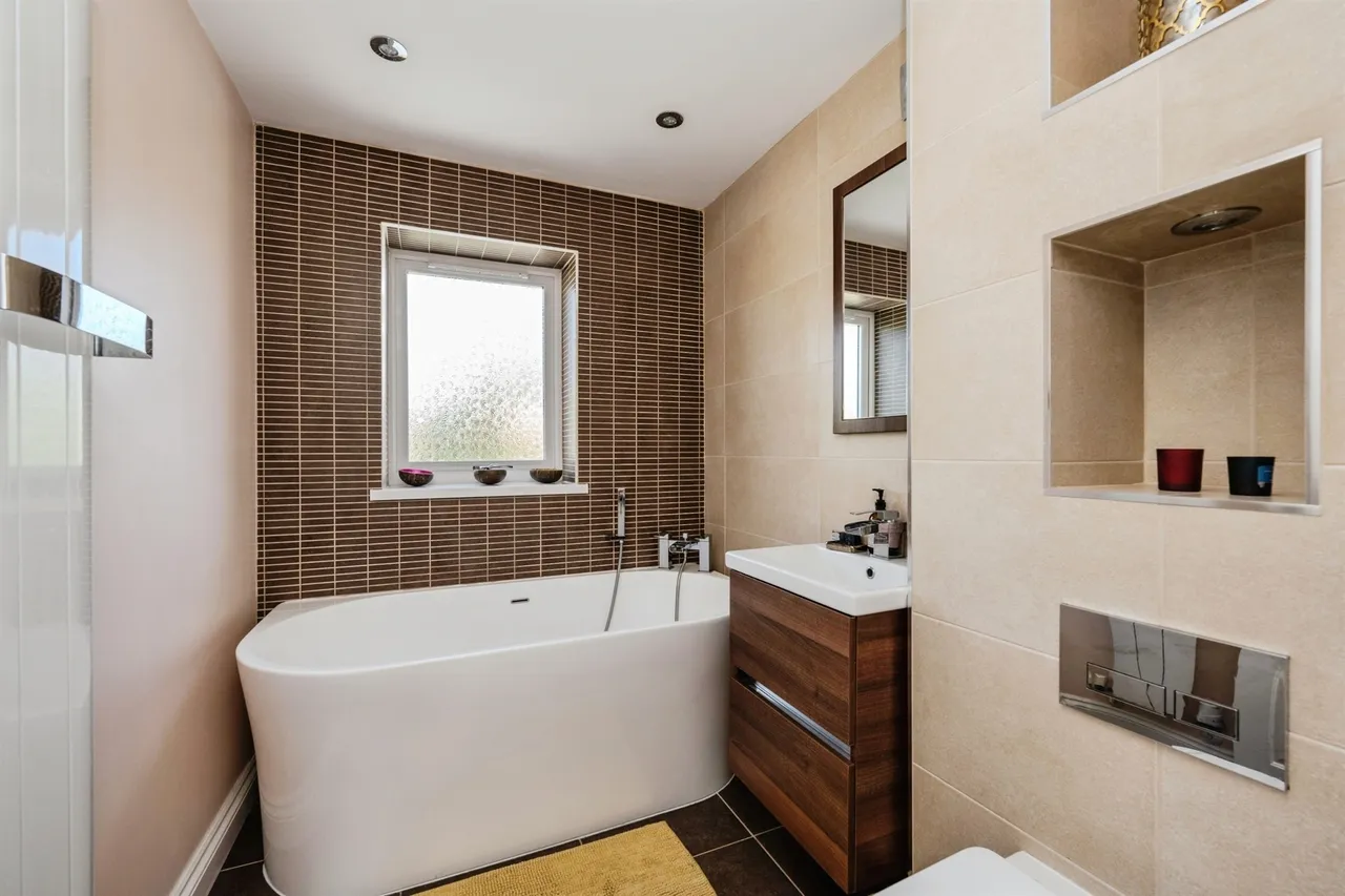 Maes Ty Gwyn LLANELLI, SA14, photo 2