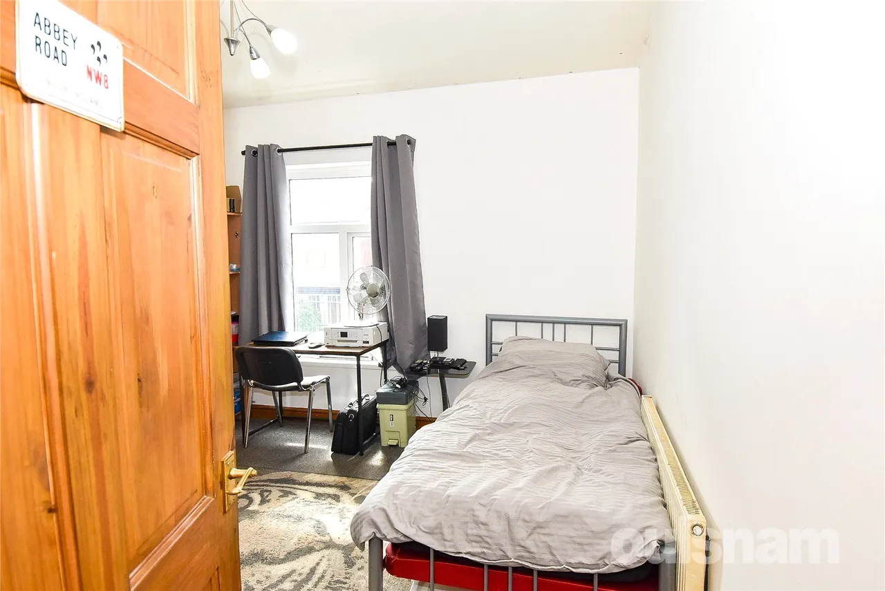 Grange Road, Kings Heath, Birmingham, West Midlands, B14 7RR, photo 11