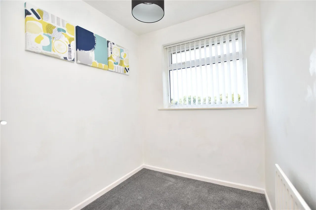 Harthill Close, Gildersome, LS27, photo 8
