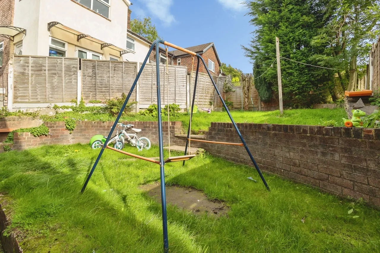 Daisy Hill Road, Mossley, OL5, photo 22