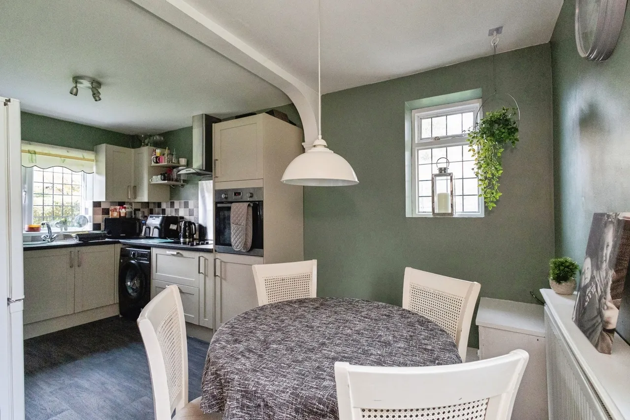 Daisy Hill Road, Mossley, OL5, photo 9